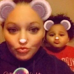 Meet your Posher, Stacy